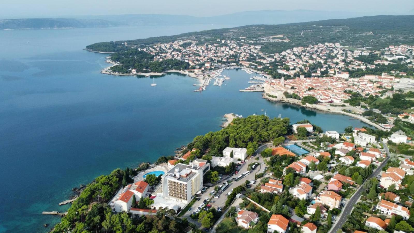 Vila Beleca Krk - Apartments Rest & Sea Krk Town Exteriör bild