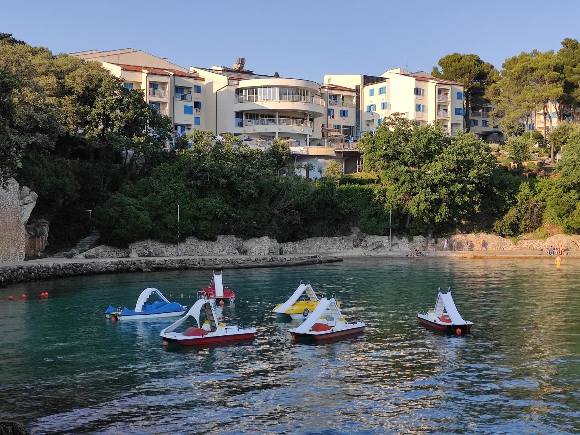 Vila Beleca Krk - Apartments Rest & Sea Krk Town Exteriör bild