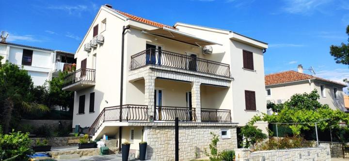 Vila Beleca Krk - Apartments Rest & Sea Krk Town Exteriör bild