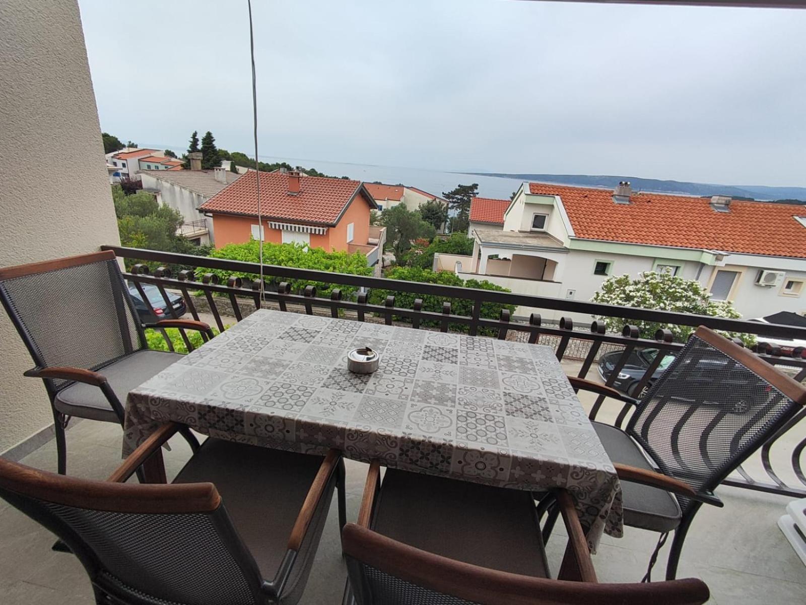 Vila Beleca Krk - Apartments Rest & Sea Krk Town Exteriör bild